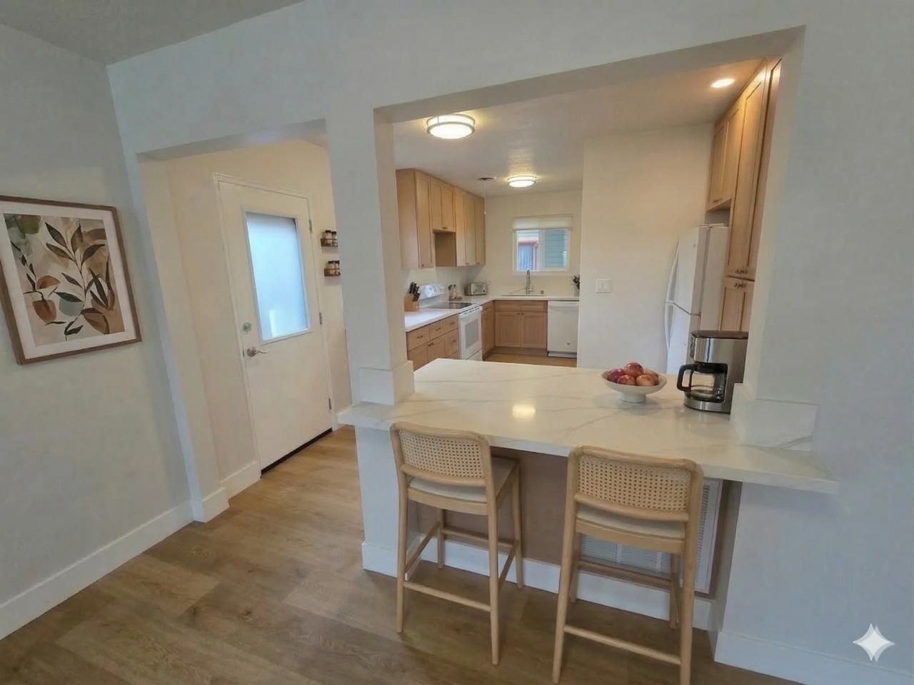 1213 Gordon Ave - Photo 4 of 20