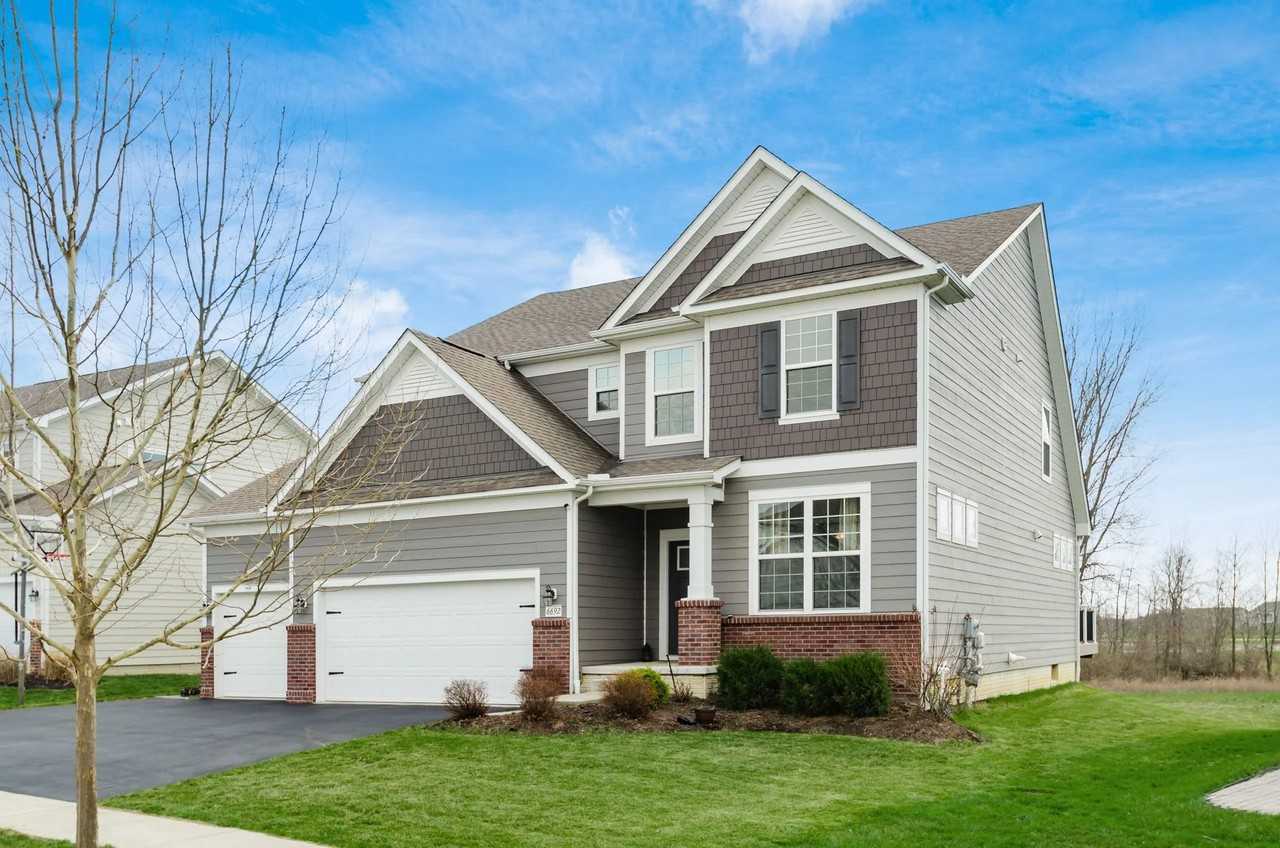 6692 Rocky Ridge Dr - Photo 4 of 50