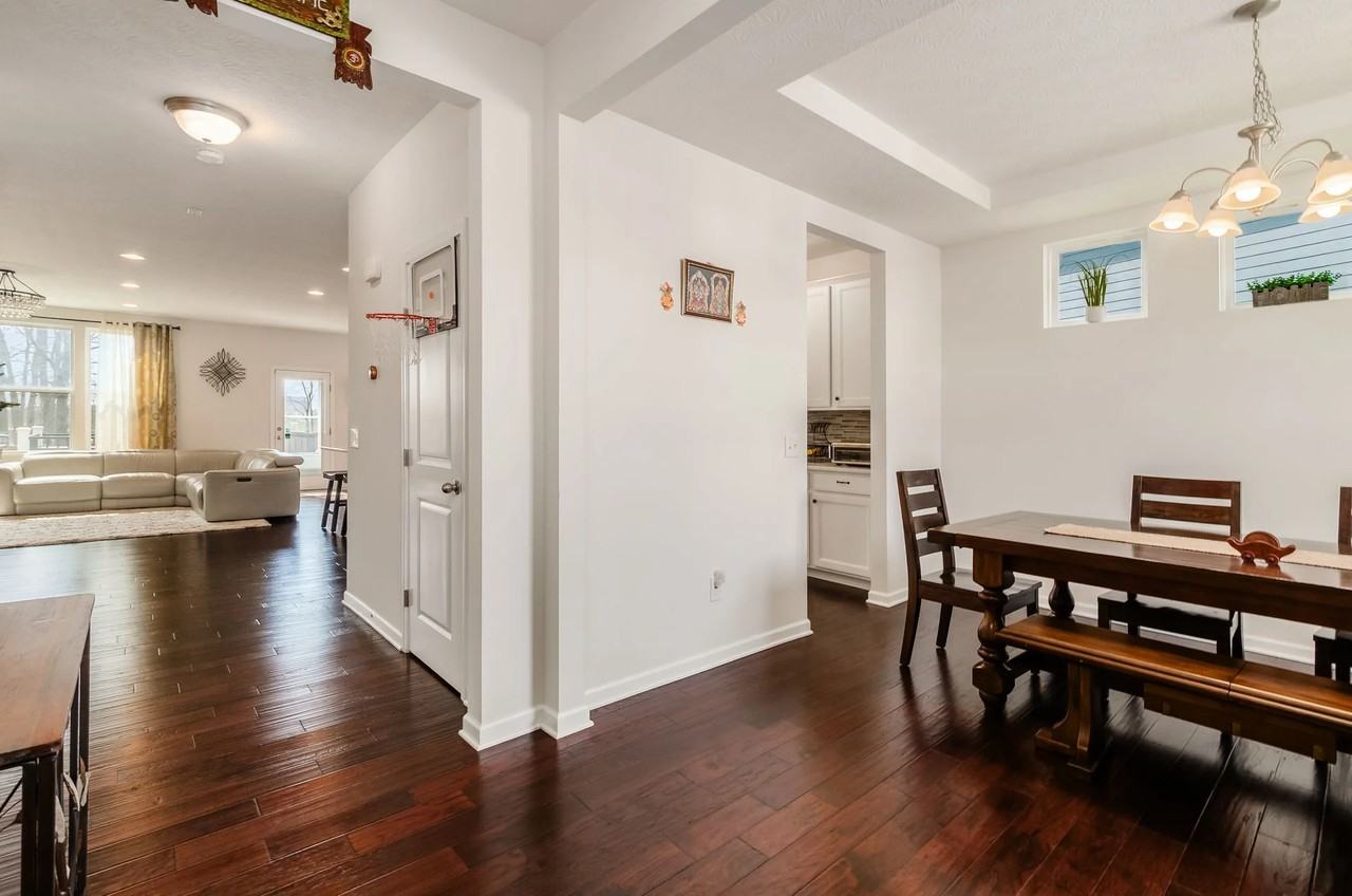 6692 Rocky Ridge Dr - Photo 7 of 50