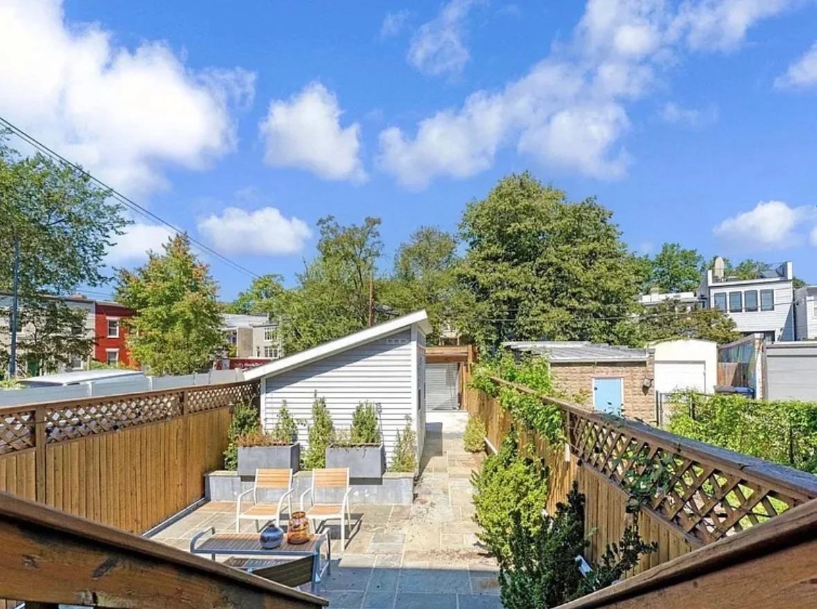 1608 Potomac Ave Se - Photo 3 of 6