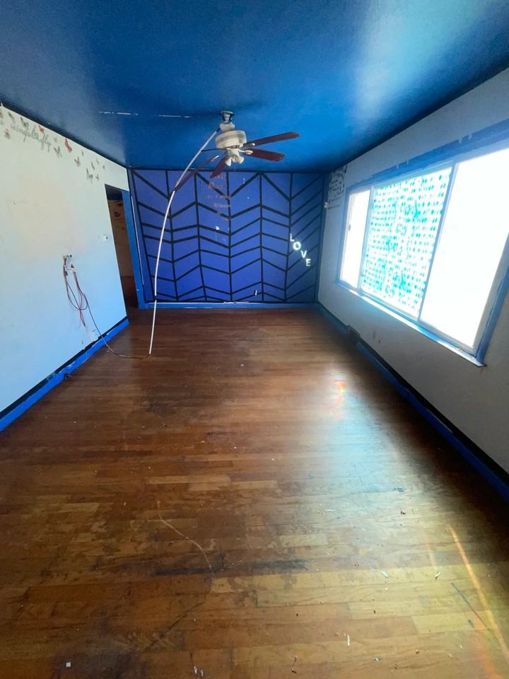 9145 Loganberry Ln - Photo 5 of 15