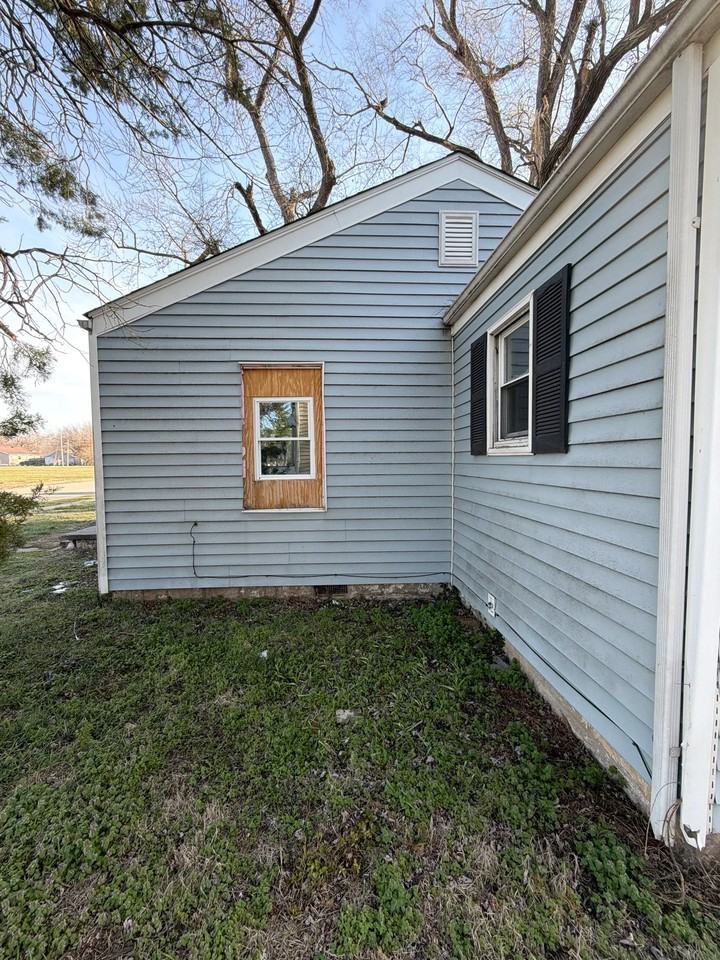 730 N 74th St - Photo 2 of 20