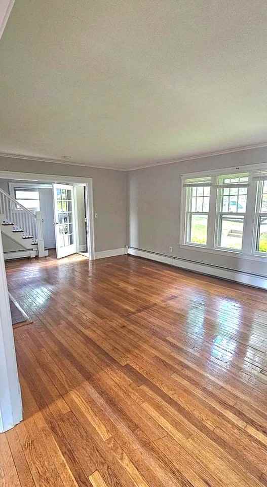 1634 Ella T Grasso Blvd - Photo 2 of 16