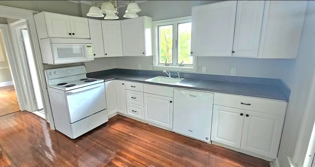 1634 Ella T Grasso Blvd - Photo 7 of 16