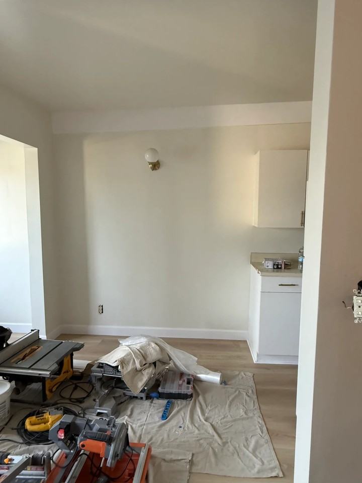 2024 N Commonwealth Ave #1 - Photo 5 of 10