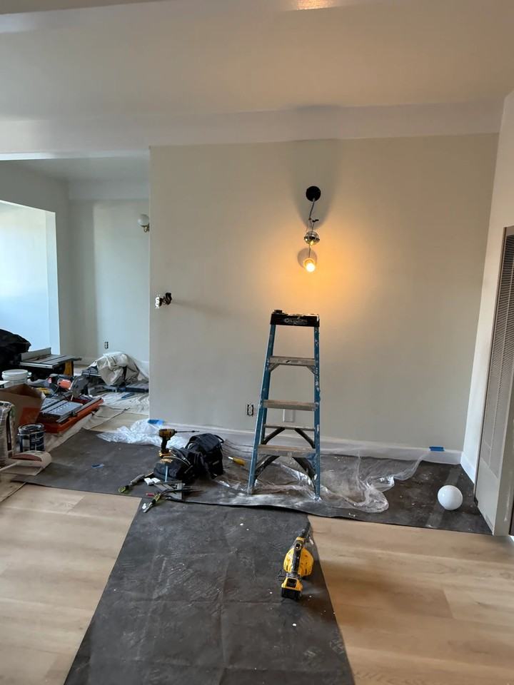 2024 N Commonwealth Ave #1 - Photo 7 of 10