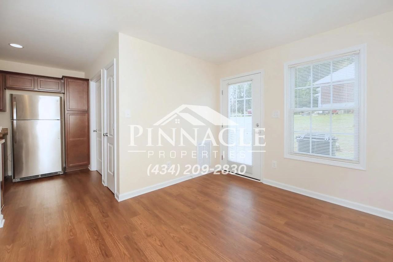 586 Leesville Rd - Photo 7 of 17