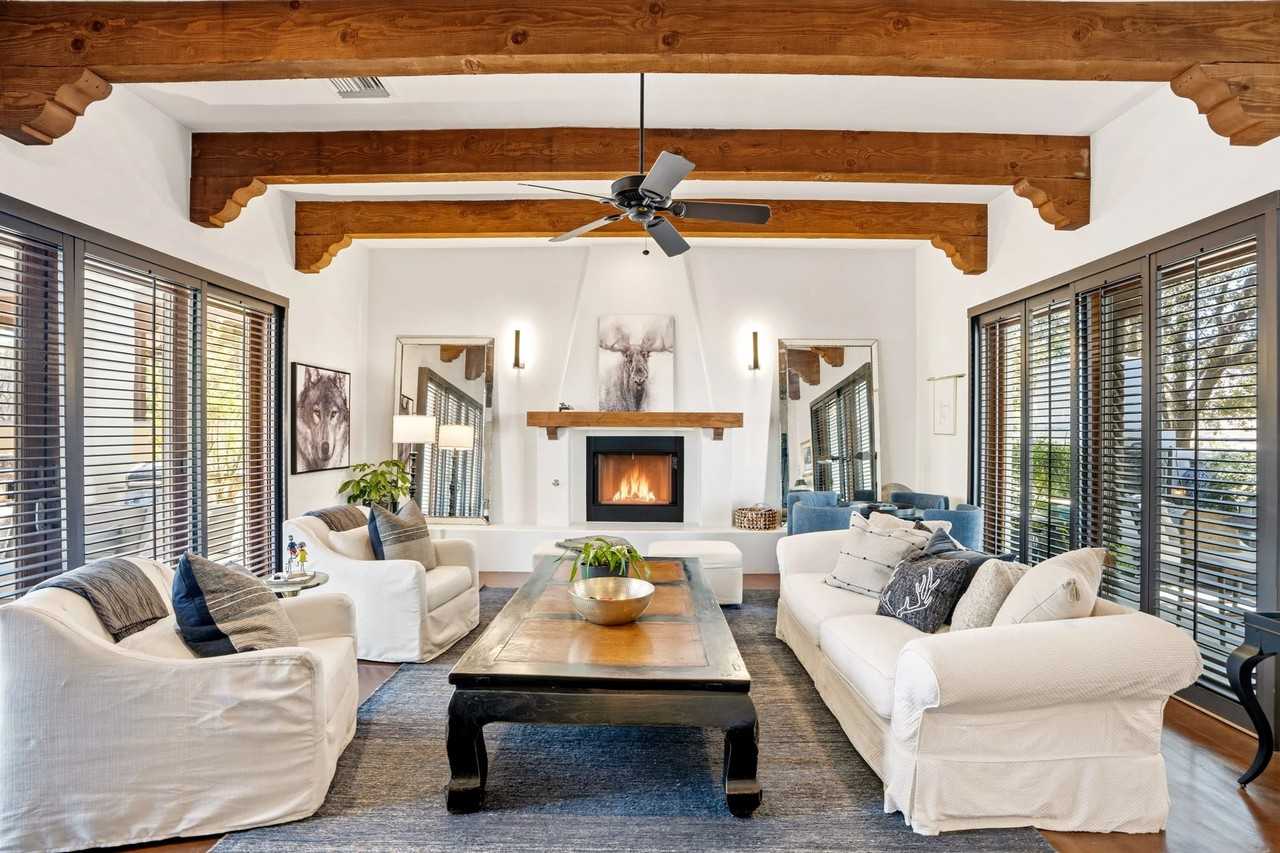 42 Calle Maria Elena - Photo 4 of 20