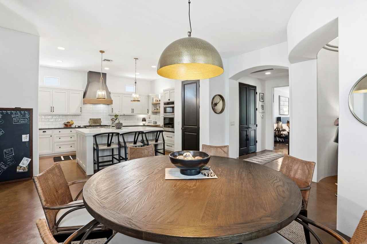 42 Calle Maria Elena - Photo 6 of 20