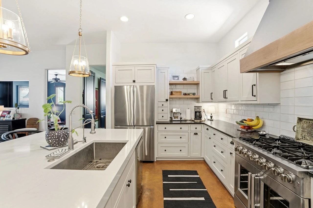 42 Calle Maria Elena - Photo 7 of 20