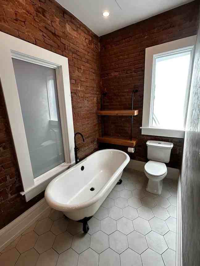 2145 N Franklin St - Photo 7 of 15