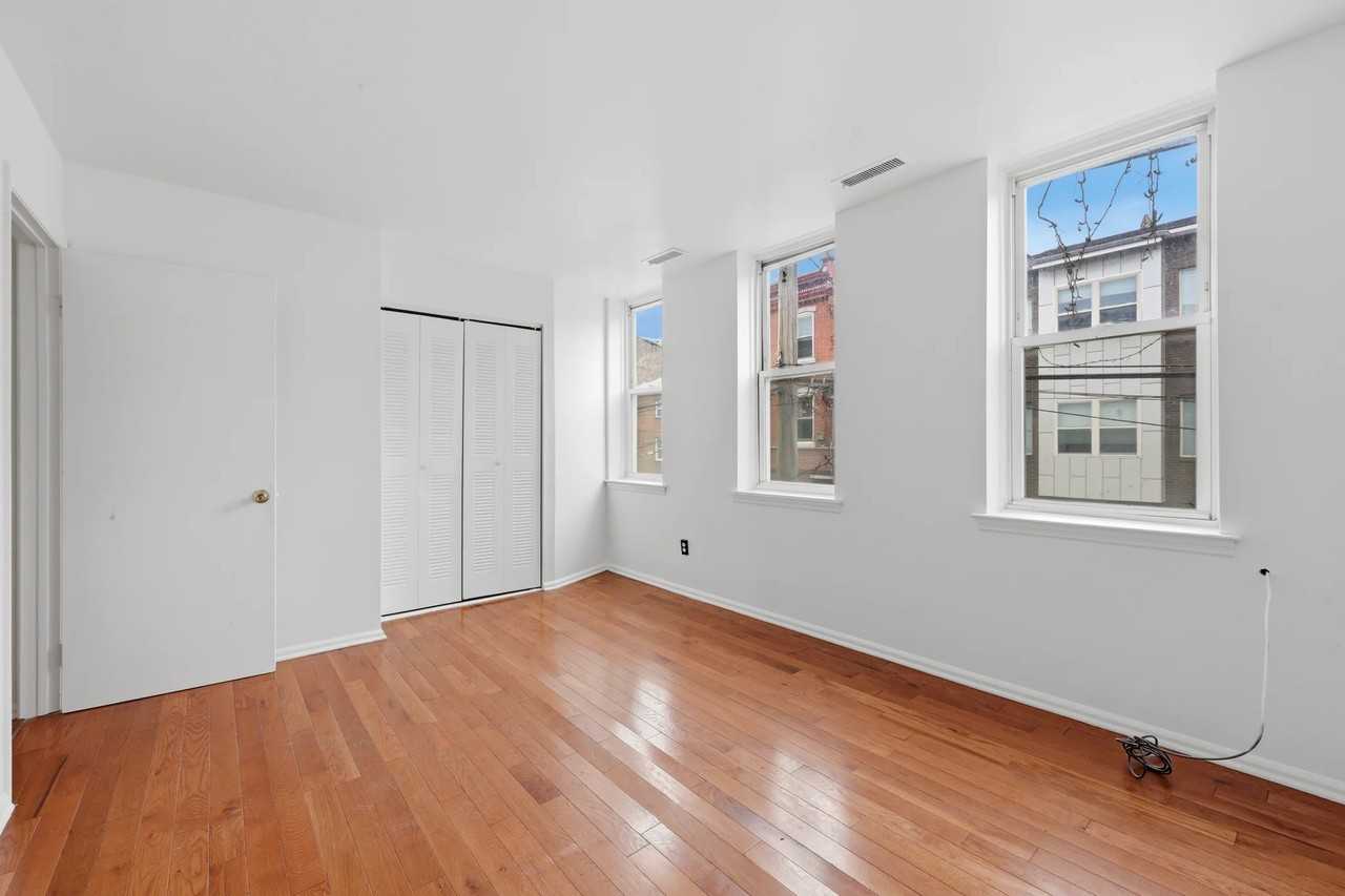 1228 S 2nd St #A - Photo 4 of 15