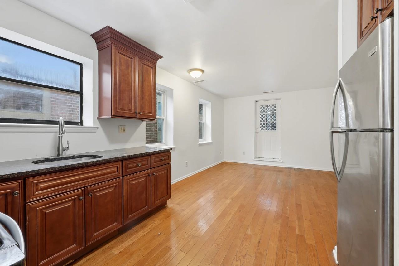 1228 S 2nd St #A - Photo 7 of 15