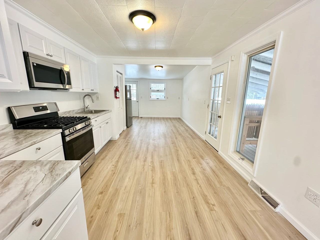 114 Melini Ave - Photo 2 of 17