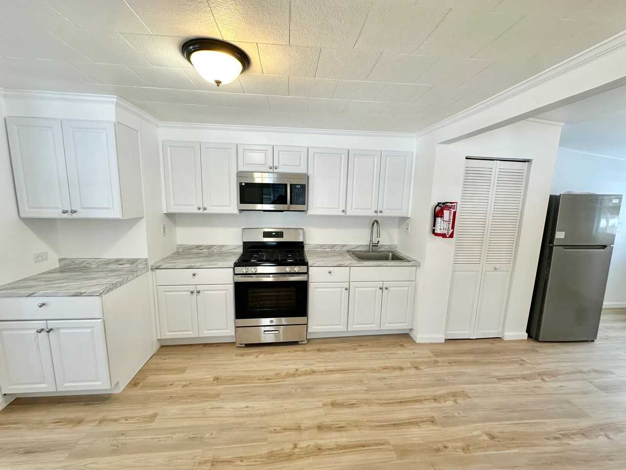 114 Melini Ave - Photo 3 of 17