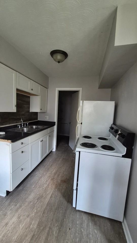 250 E Nottingham Rd #3 - Photo 6 of 8