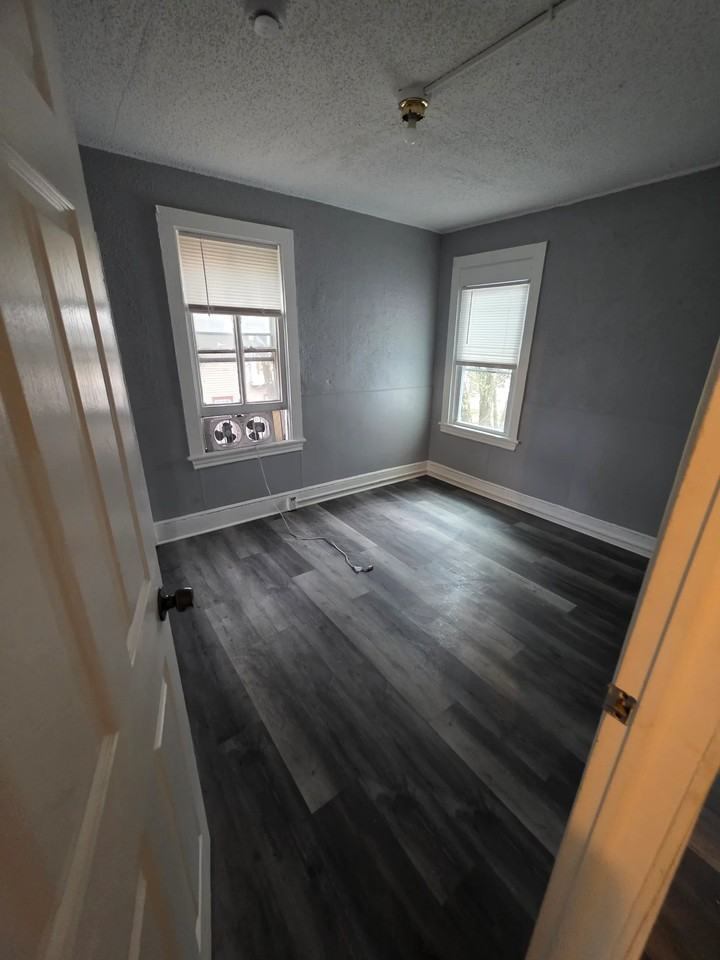 223 S 3rd St - Photo 3 of 11