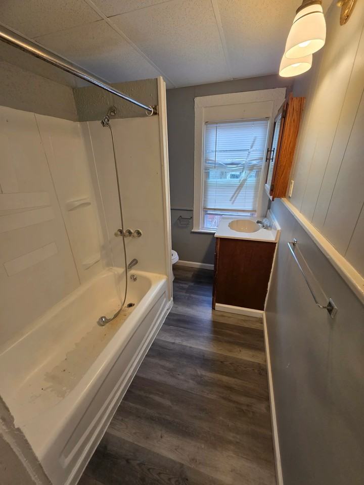 223 S 3rd St - Photo 6 of 11