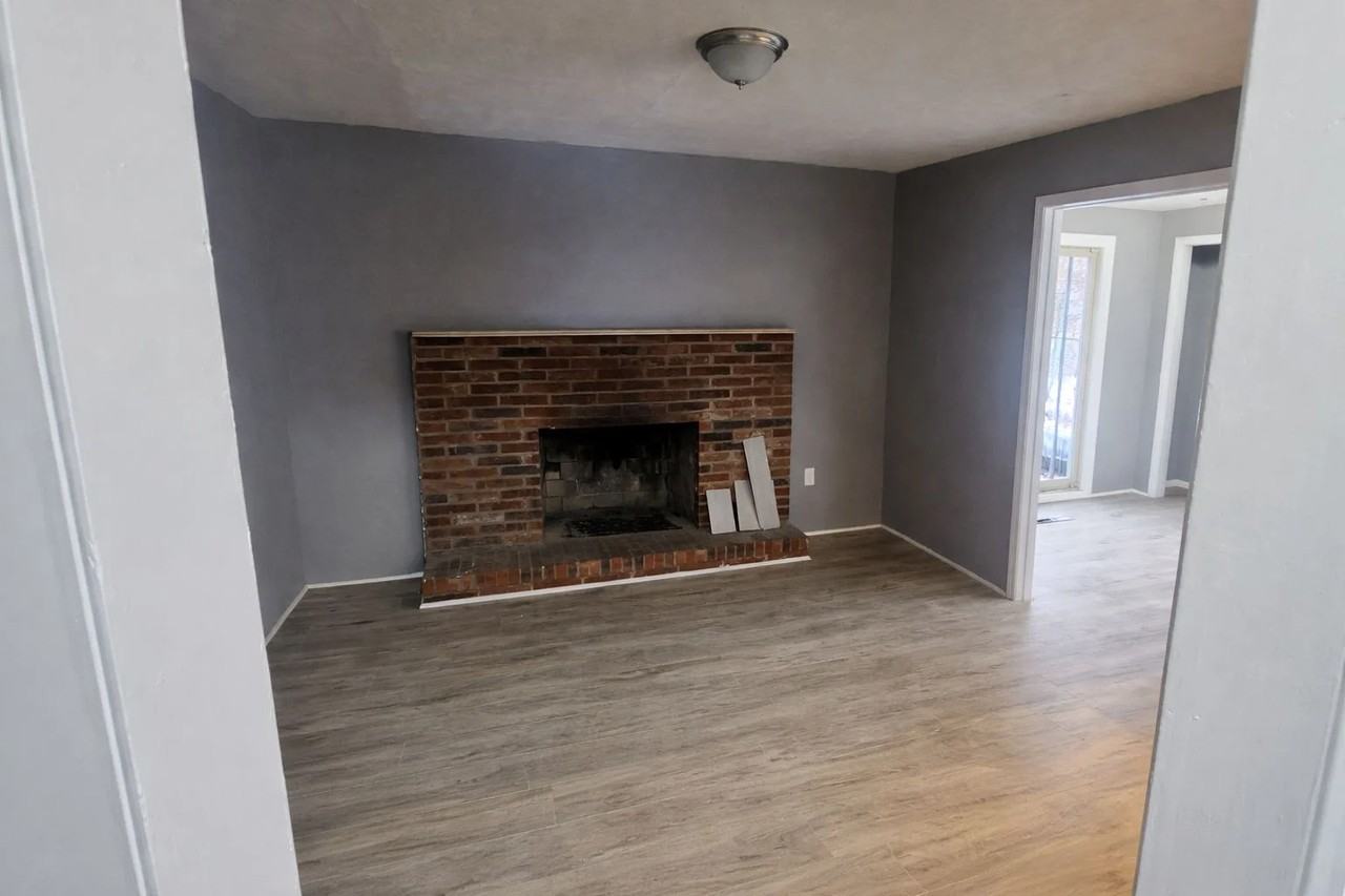 3846 E 189th St - Photo 5 of 6