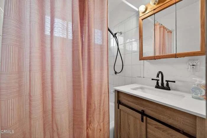 4105 S J St - Photo 3 of 16