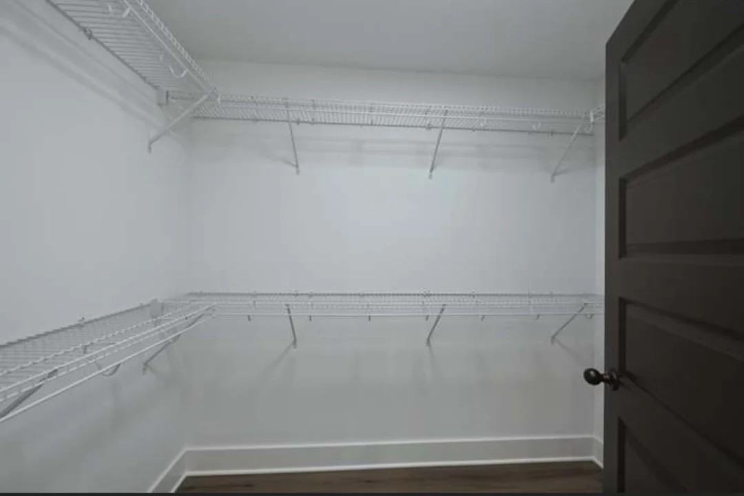 1609 Elizabeth Rd #B - Photo 5 of 8