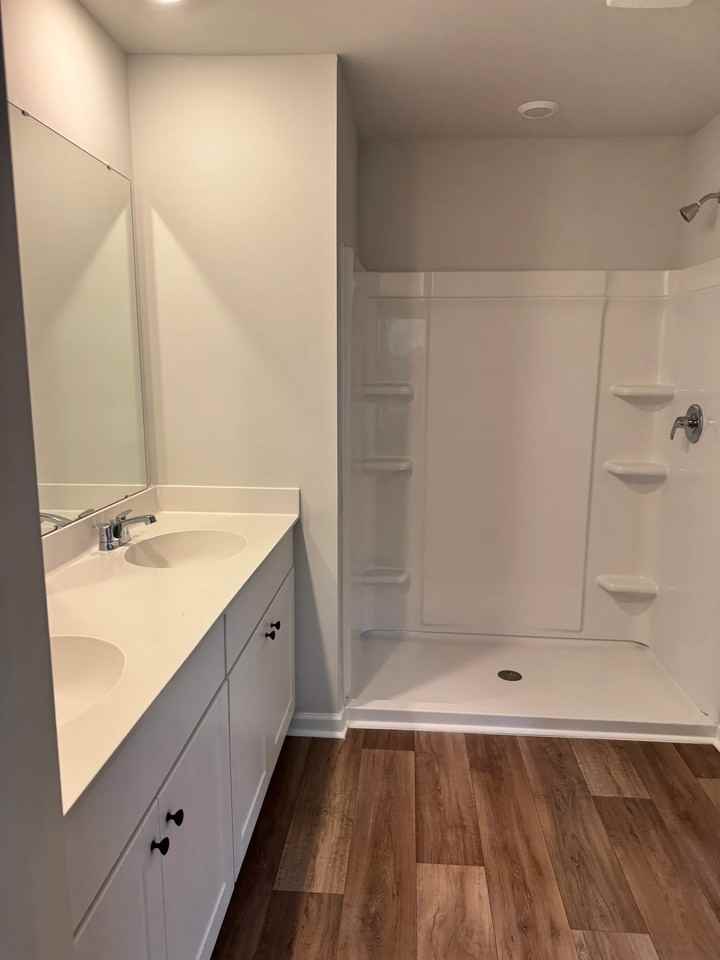 210 Barnwood Ln - Photo 6 of 12