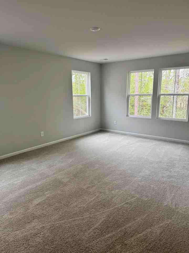 210 Barnwood Ln - Photo 7 of 12