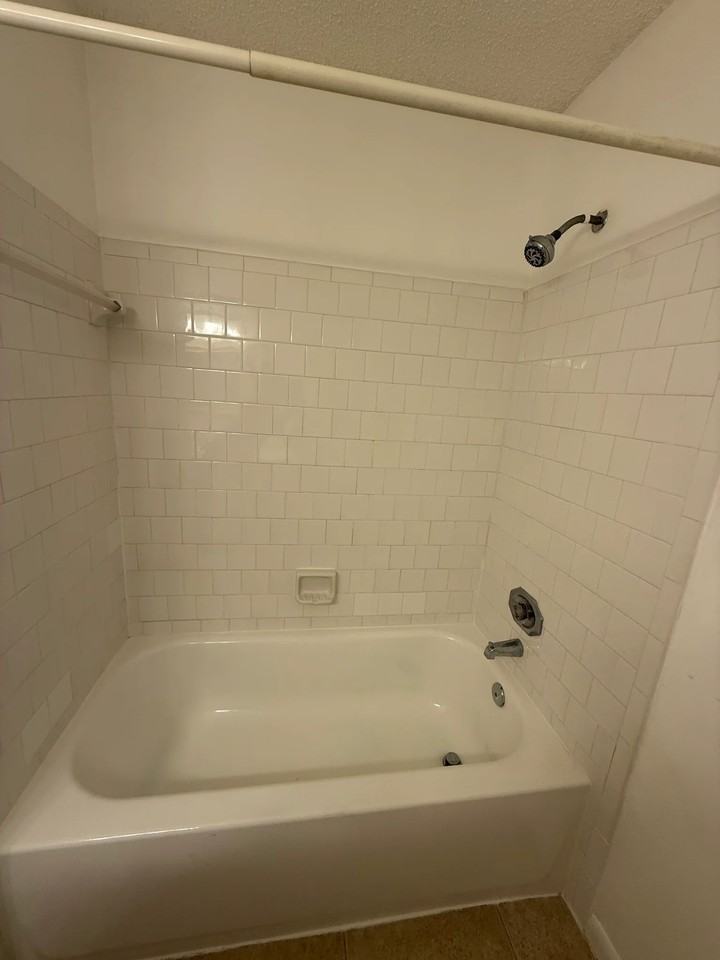 12121 Armenia Gables Cir - Photo 2 of 20