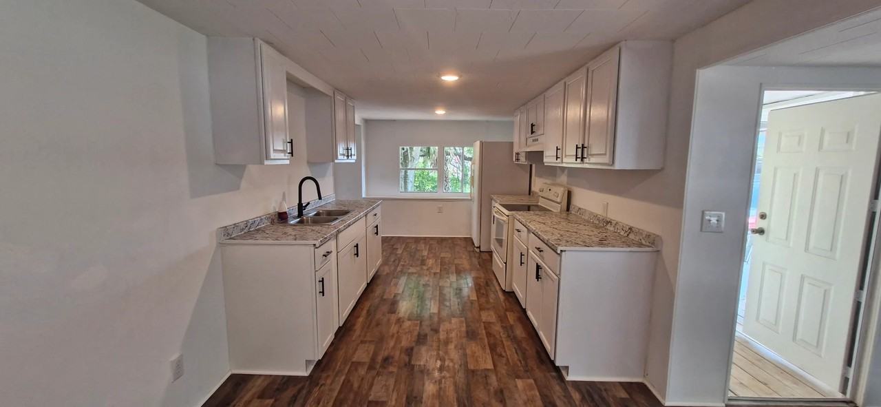 6988 Fern Dr - Photo 3 of 8