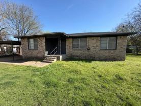 344 Leroy Pkwy - Photo 1 of 1