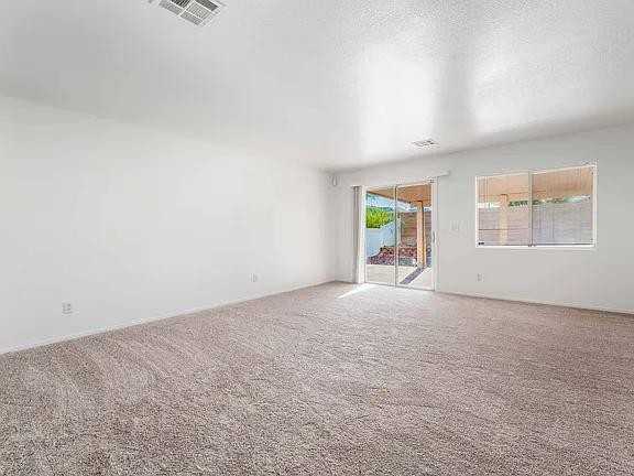 5021 Drifting Pebble St - Photo 6 of 11