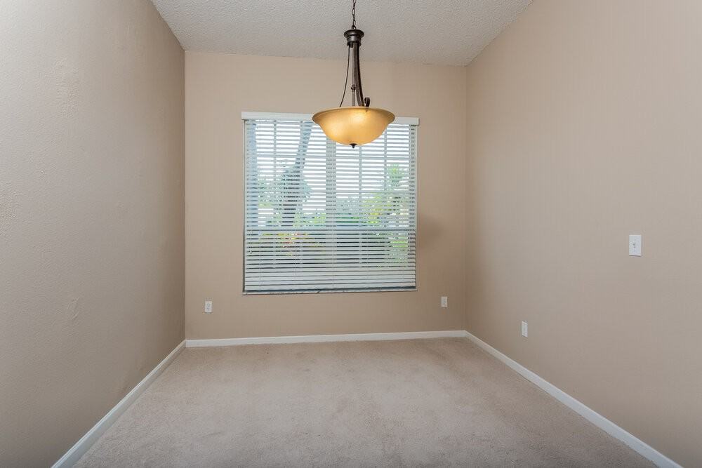 13542 Weyburne Dr - Photo 4 of 13