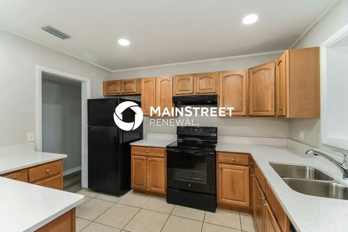 6528 Blackwood Dr - Photo 7 of 16