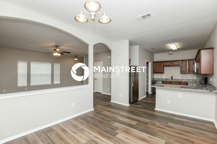 105 Callender Dr - Photo 7 of 17