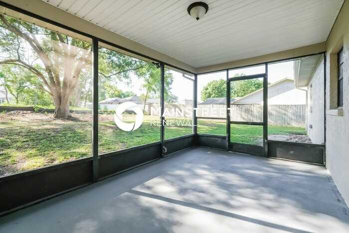 10054 Hayward Rd - Photo 7 of 16