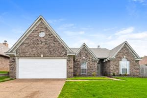 featured image of 4874 Phipps Dr