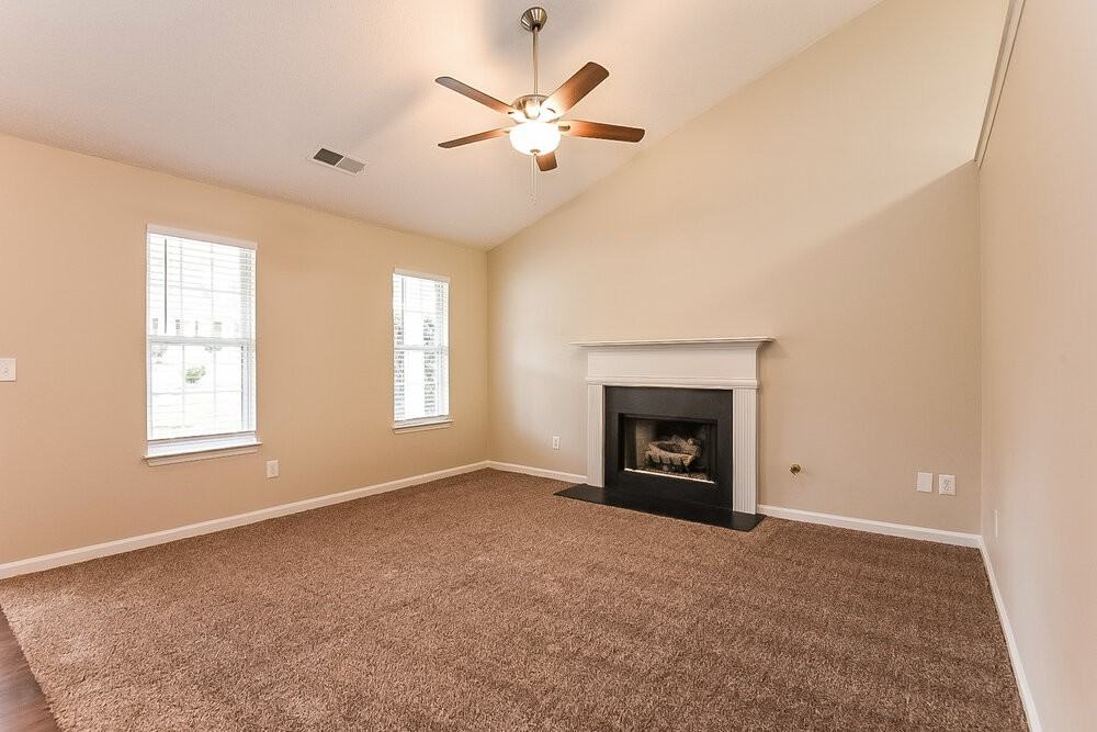 3322 Grove Park Ter Nw - Photo 5 of 18