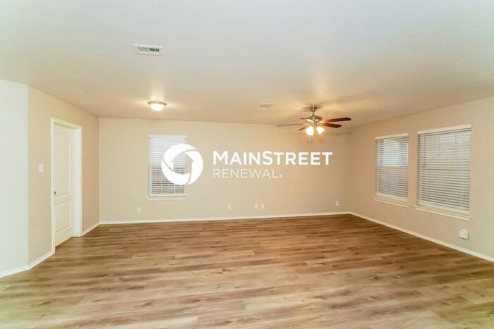 8911 Nature Trl - Photo 6 of 17