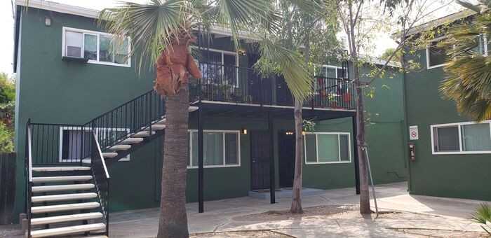 4423 Rosebud Ln - Photo 2 of 13