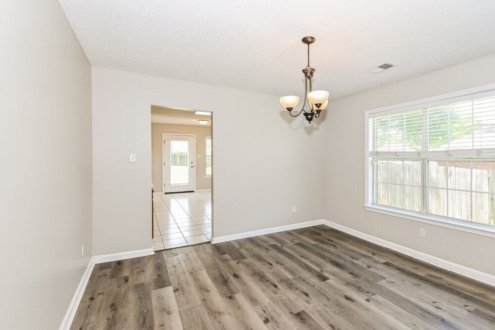 5791 Pecan Trce - Photo 5 of 16