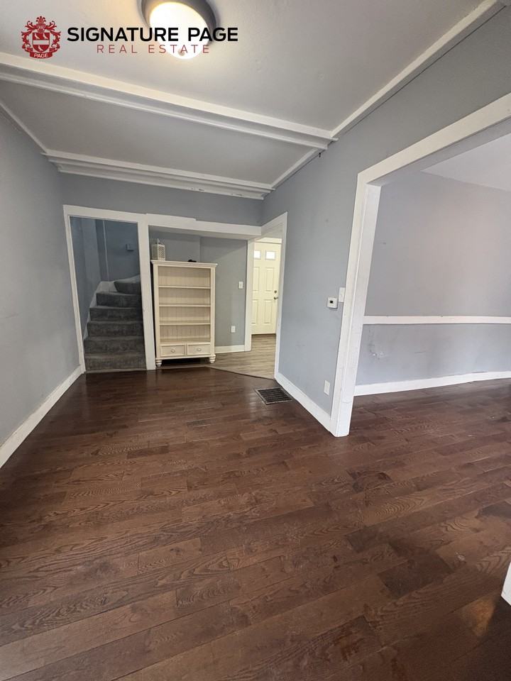 77 School Street #1/2 - Photo 3 of 11