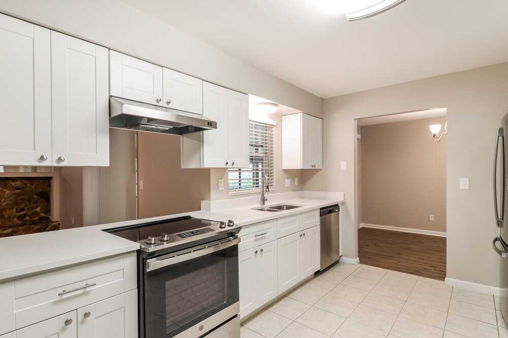 17507 Cranbrook Dr - Photo 7 of 16