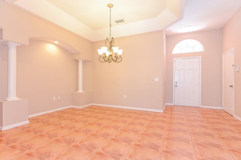 2602 Freeland Dr - Photo 3 of 14