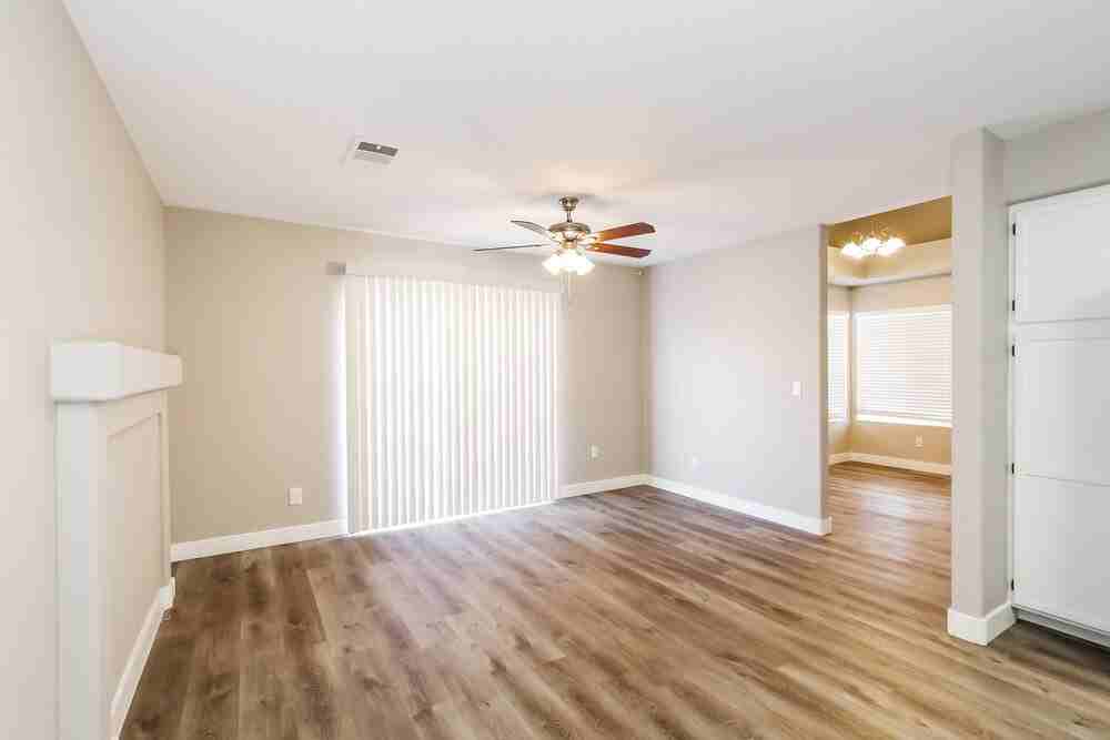 104 Escada Ln - Photo 6 of 17