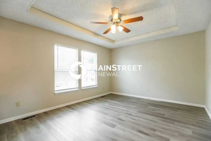 219 E Pacific Dr - Photo 5 of 17