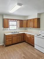 featured image of 187 Glenn St