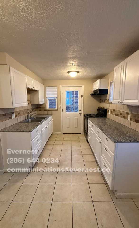 3515 Eakin Rd - Photo 2 of 12