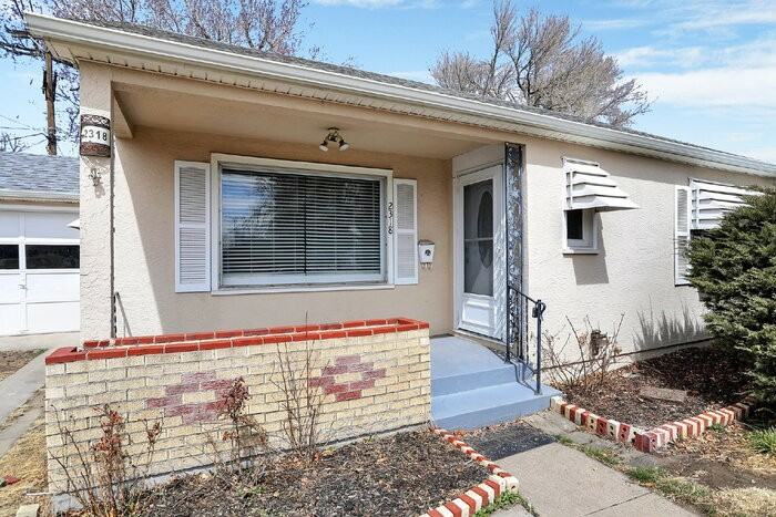 2318 Templeton Gap Rd - Photo 3 of 26