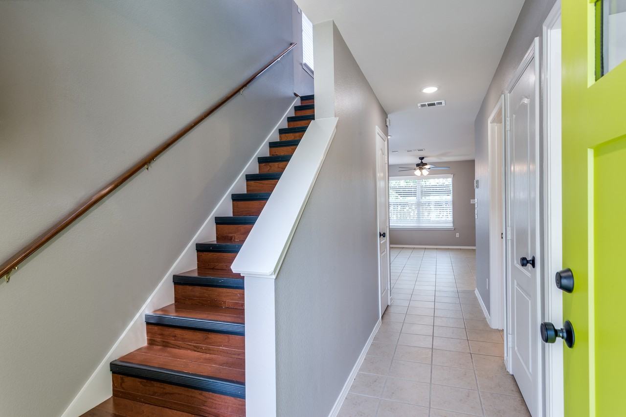 3127 Lubbock Ave #3127 - Photo 2 of 15