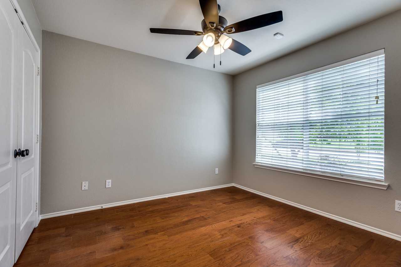 3127 Lubbock Ave #3127 - Photo 6 of 15